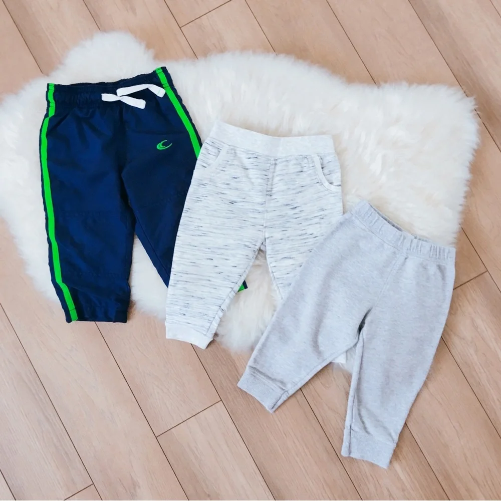 True Religion sets pants